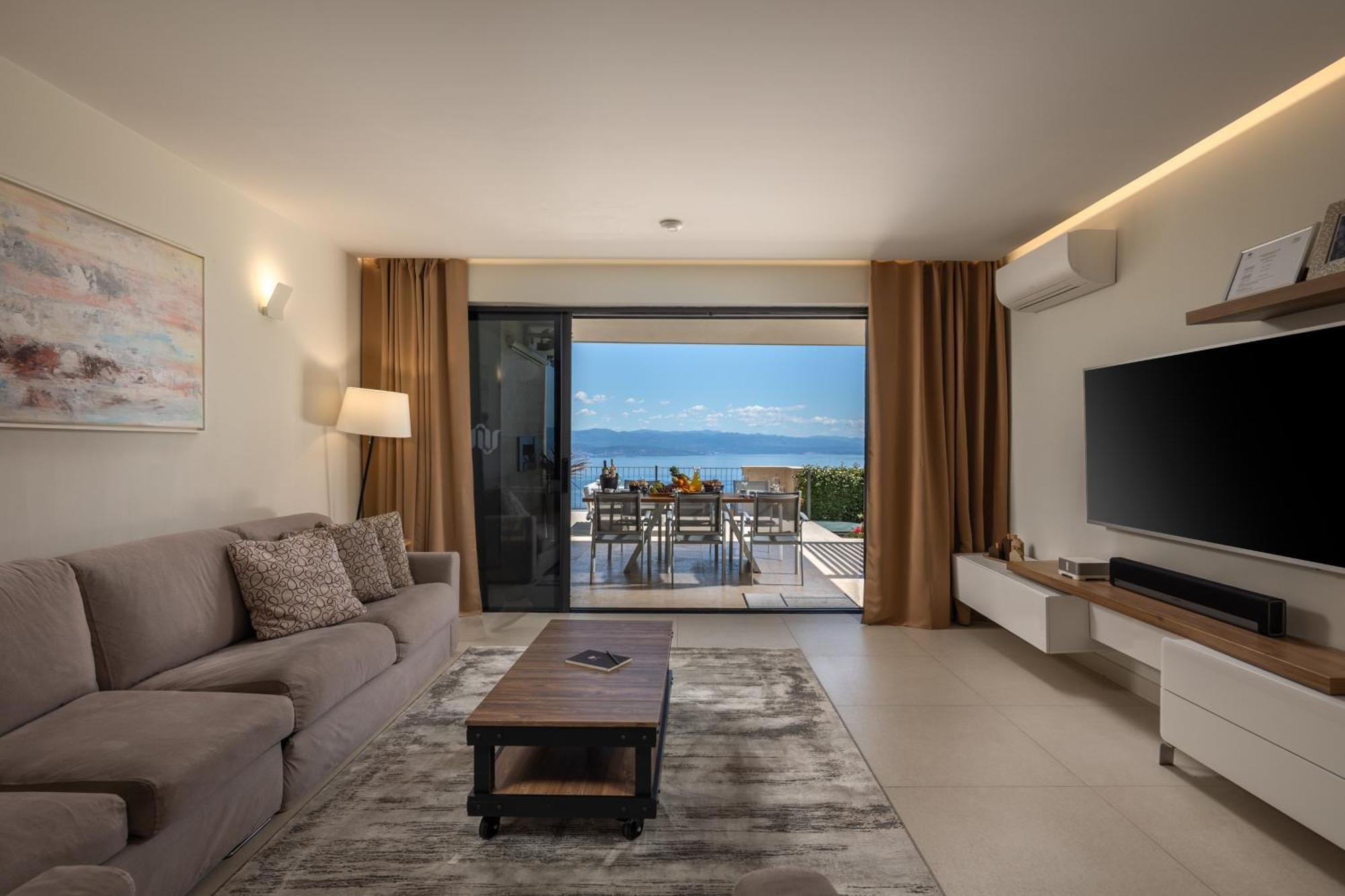 Villa Altavista - Seaview & Relax With Heated Pool & Minigolf Опатия Екстериор снимка