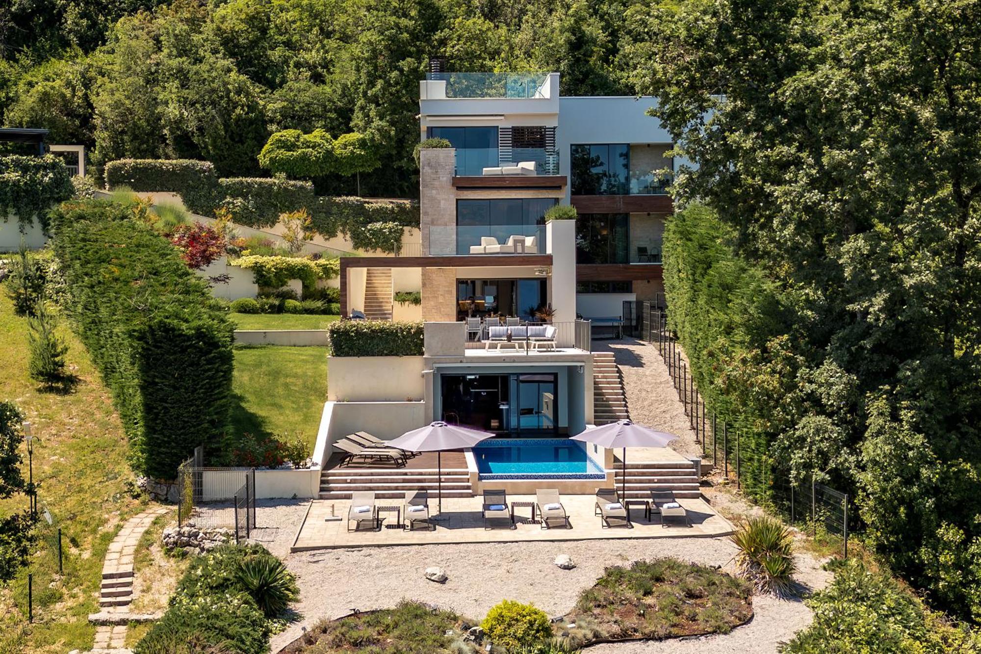 Villa Altavista - Seaview & Relax With Heated Pool & Minigolf Опатия Екстериор снимка