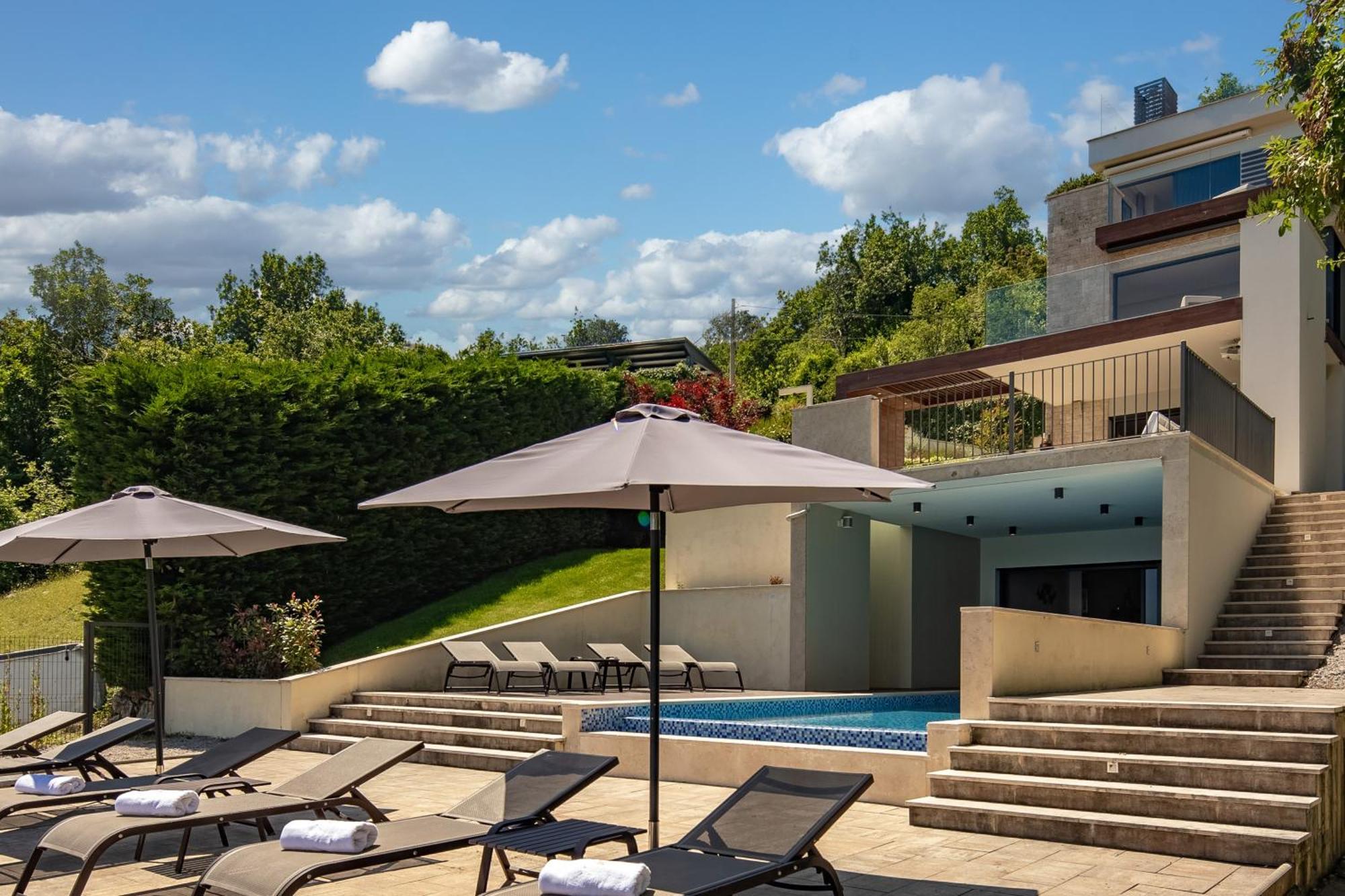Villa Altavista - Seaview & Relax With Heated Pool & Minigolf Опатия Екстериор снимка