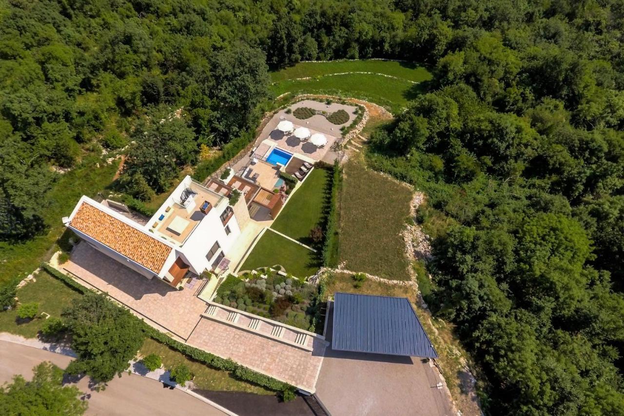Villa Altavista - Seaview & Relax With Heated Pool & Minigolf Опатия Екстериор снимка